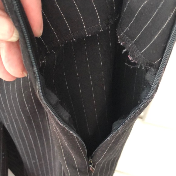 Worthingthon Woman stretch pinstripe black pants. Runs small. - Picture 5 of 8